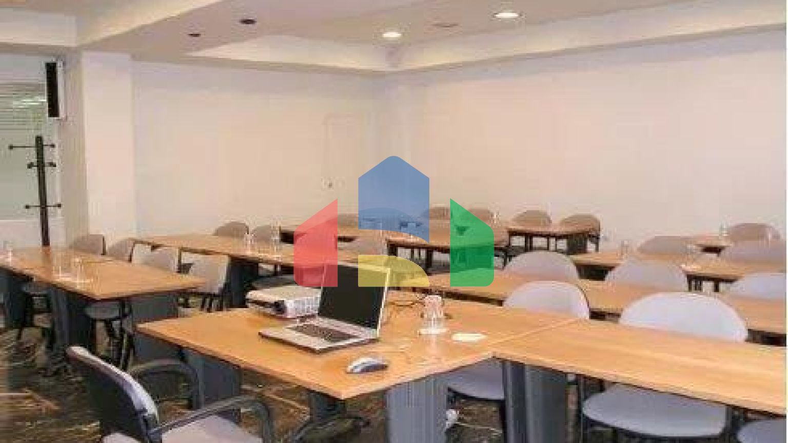 Продажа - Коммерческое помещение 400 m² в Афинах