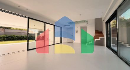 Продаж - Таунхаус 310 m² в Афінах