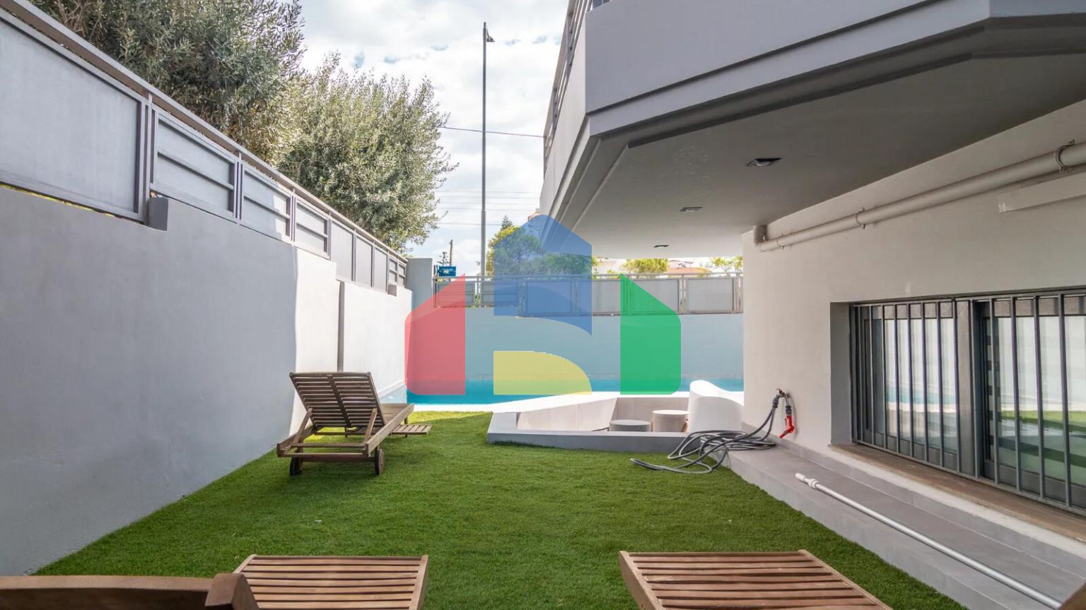 Продажа - Коттедж 270 m² в Афинах