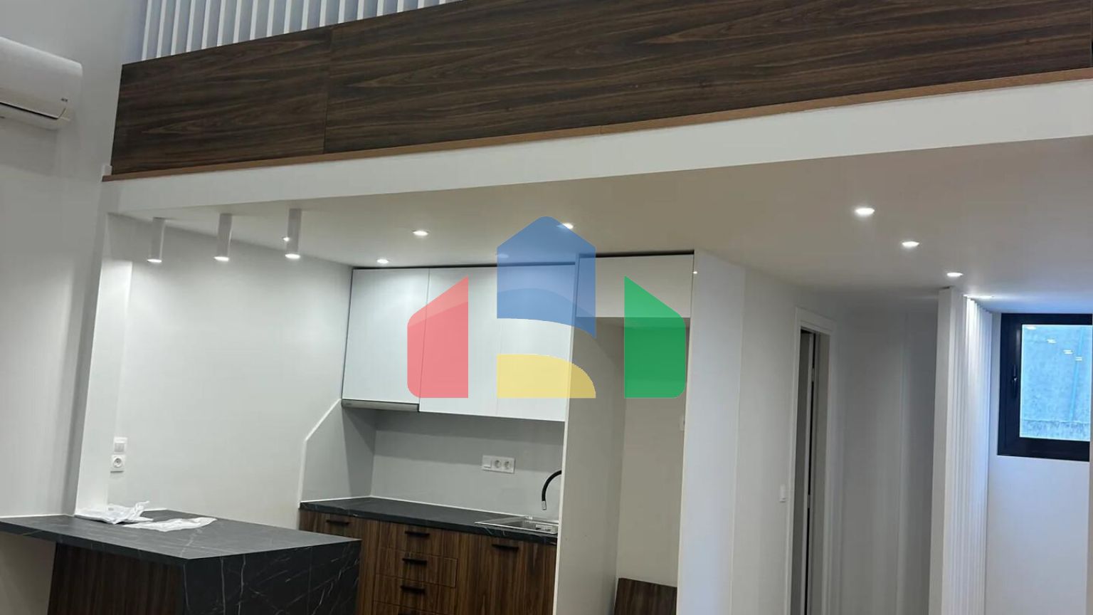 Продаж - Квартира 110 m² в Афінах