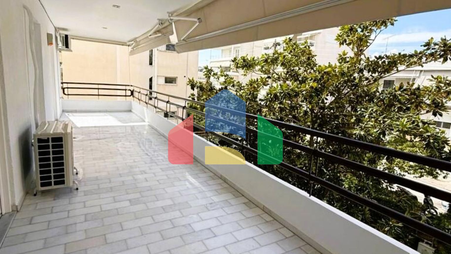 Продаж - Квартира 115 m² в Афінах