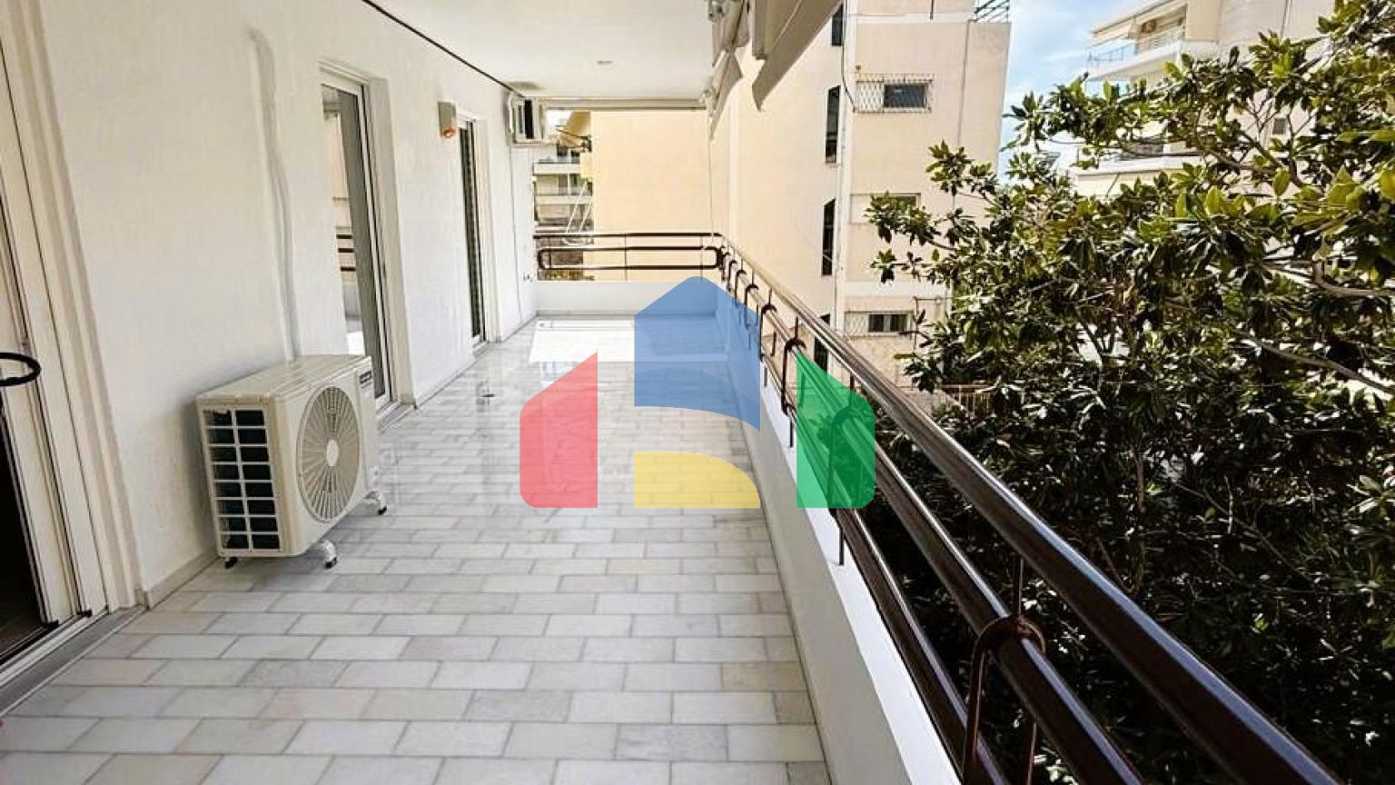 Продаж - Квартира 115 m² в Афінах