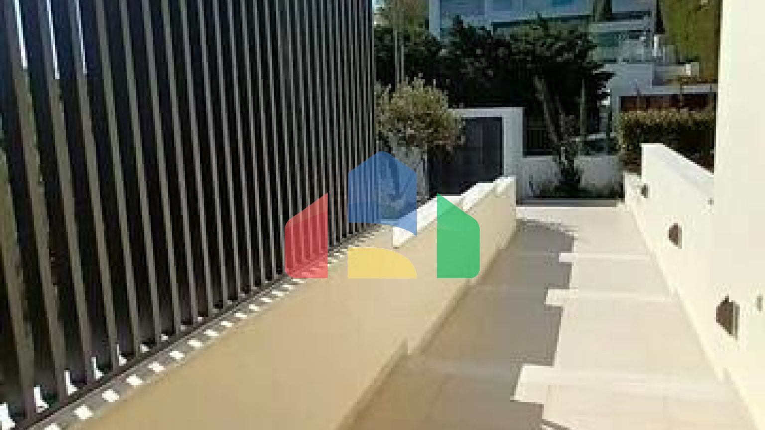 Продаж - Котедж 326 m² в Афінах