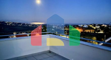 Продаж - Котедж 326 m² в Афінах