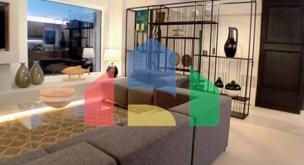 Продаж - Котедж 326 m² в Афінах