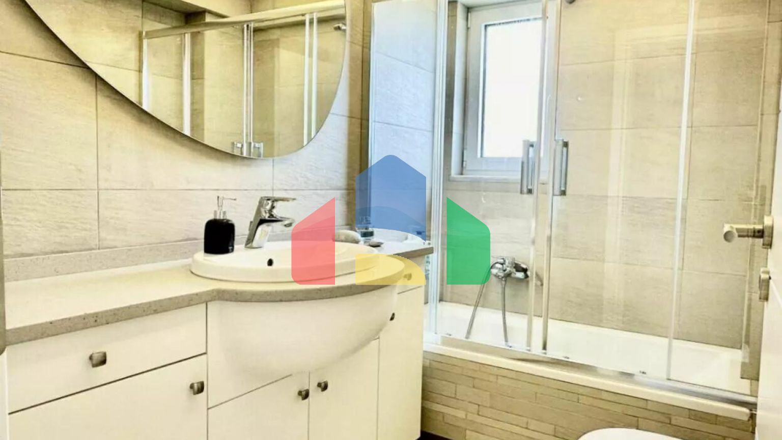 Продаж - Котедж 326 m² в Афінах