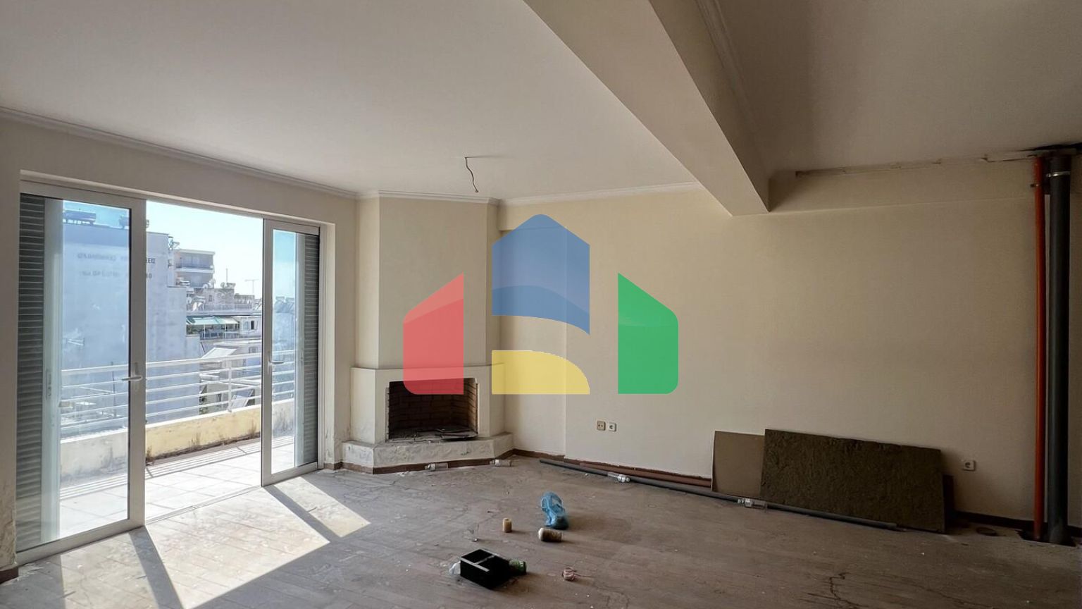 Продаж - Таунхаус 112 m² в Афінах