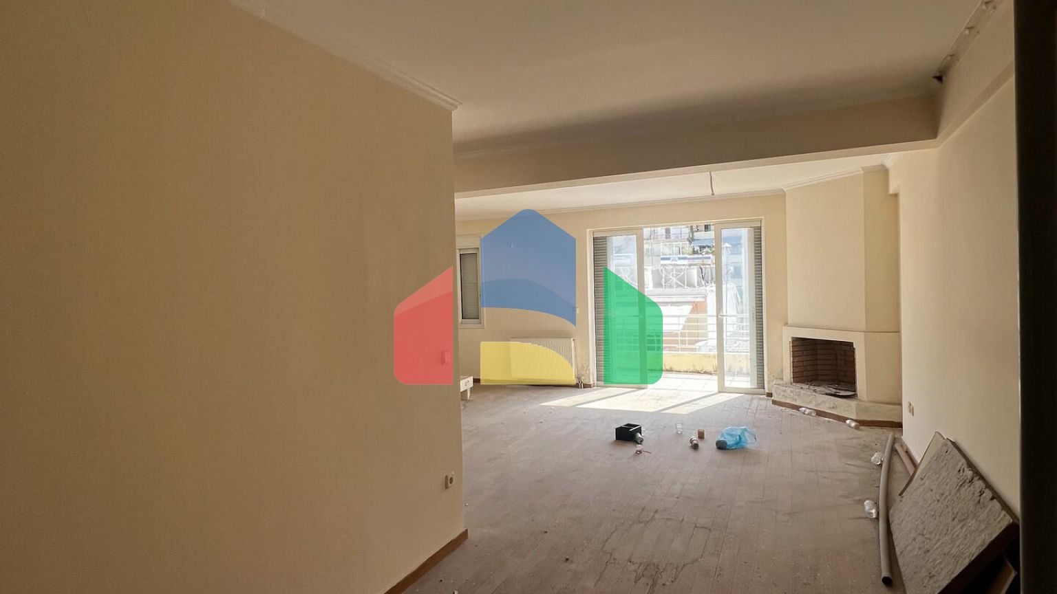 Продаж - Таунхаус 112 m² в Афінах