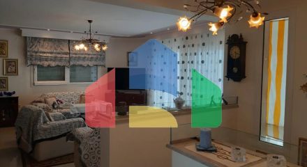 Продаж - Таунхаус 250 m² в Кавалі
