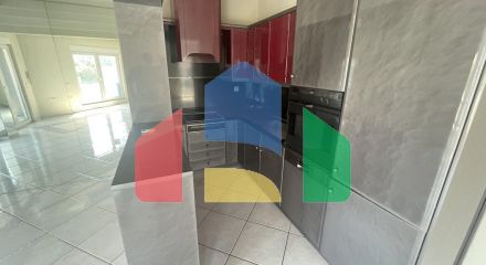 Продаж - Квартира 112 m² в Кавалі