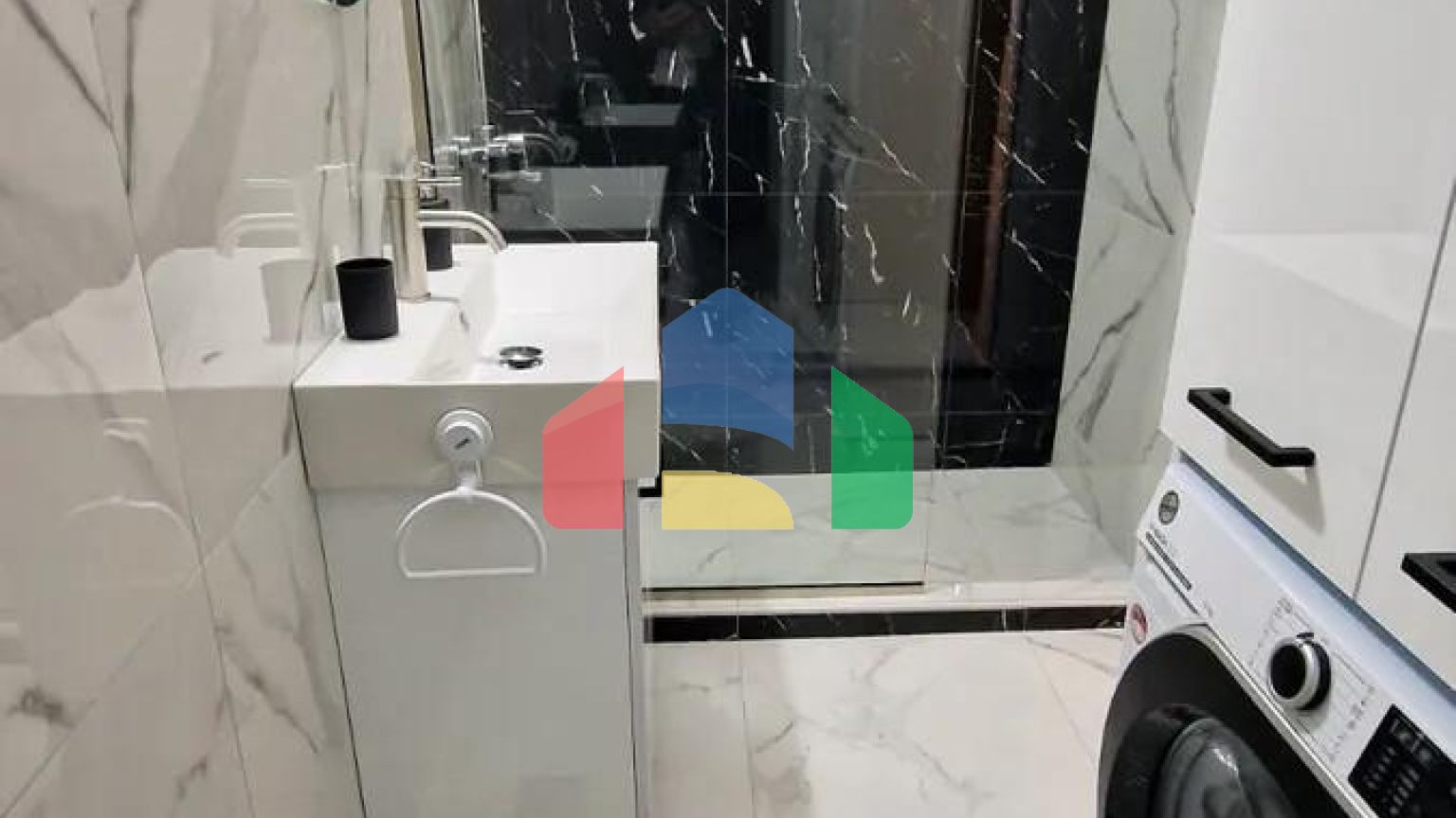 Продаж - Квартира 65 m² в Кавалі