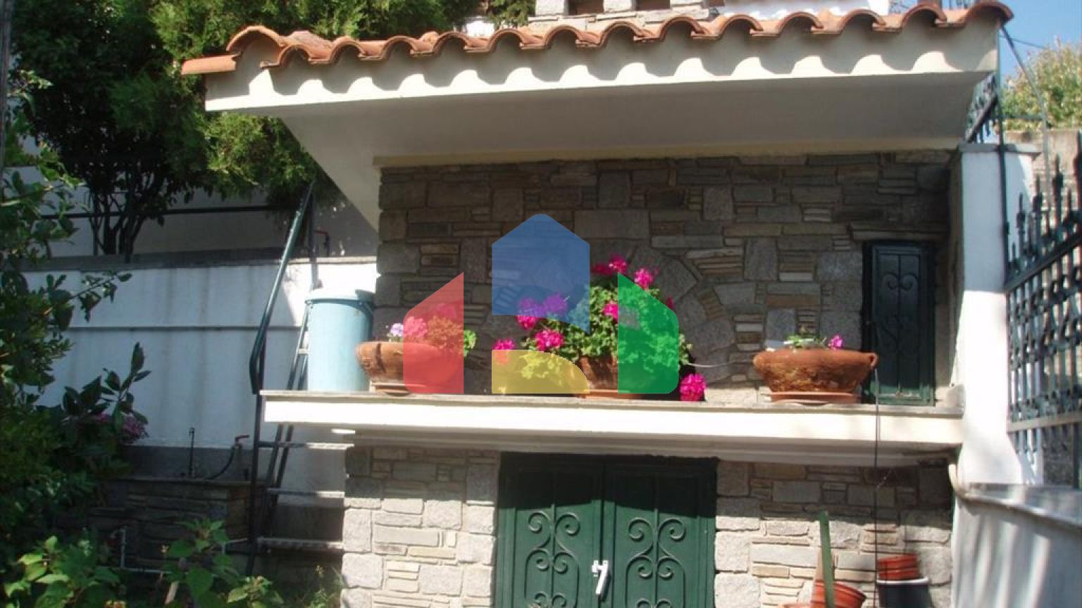 Продаж - Котедж 250 m² в Кавалі