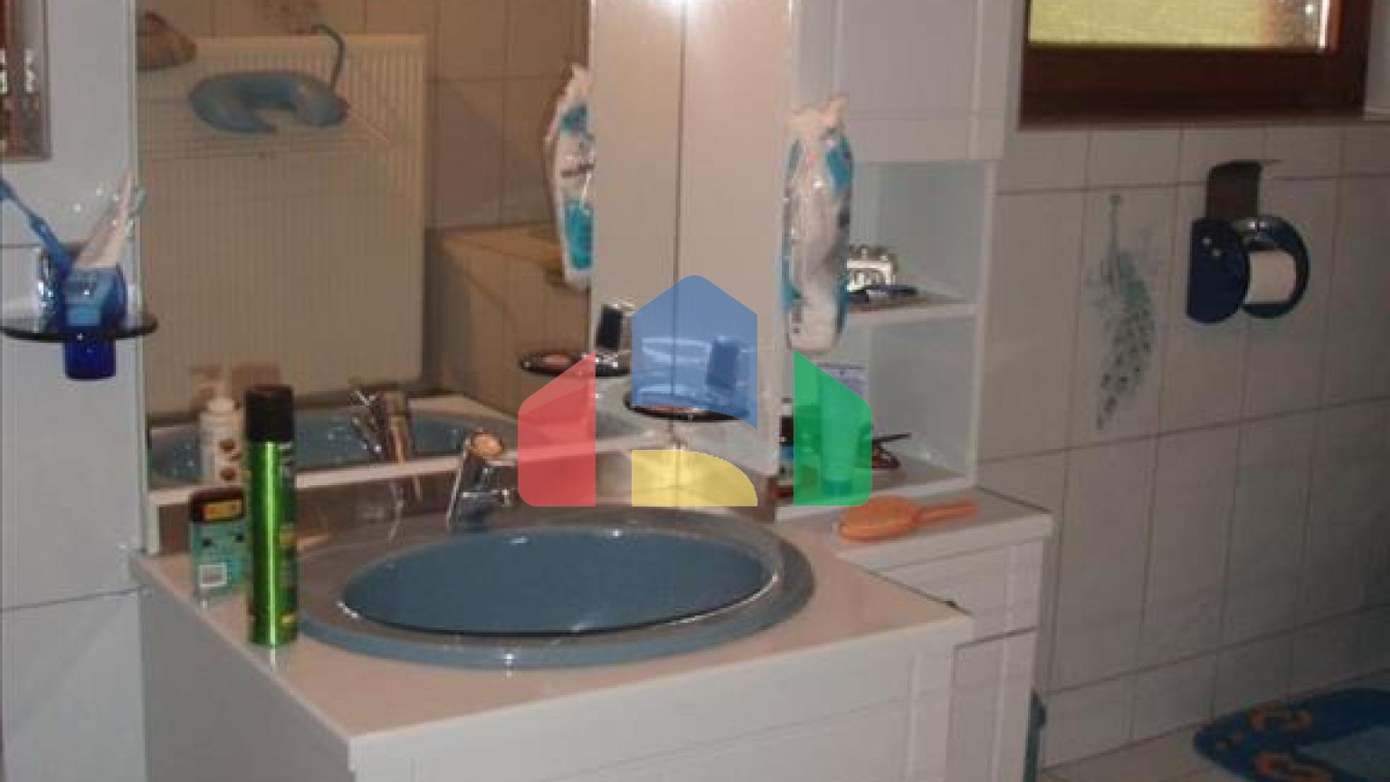 Продаж - Котедж 250 m² в Кавалі