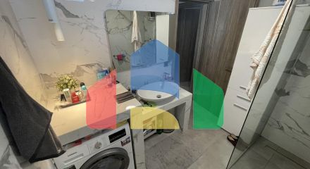 Продаж - Комплекс 430 m² в Кавалі