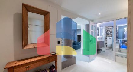 Продаж - Готель 376 m² в Кавалі