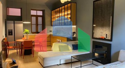 Продаж - Готель 376 m² в Кавалі