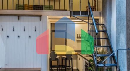 Продаж - Готель 376 m² в Кавалі