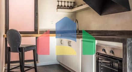 Продаж - Готель 376 m² в Кавалі