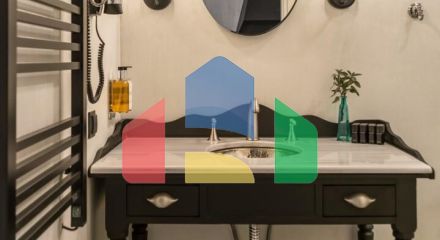 Продаж - Готель 376 m² в Кавалі