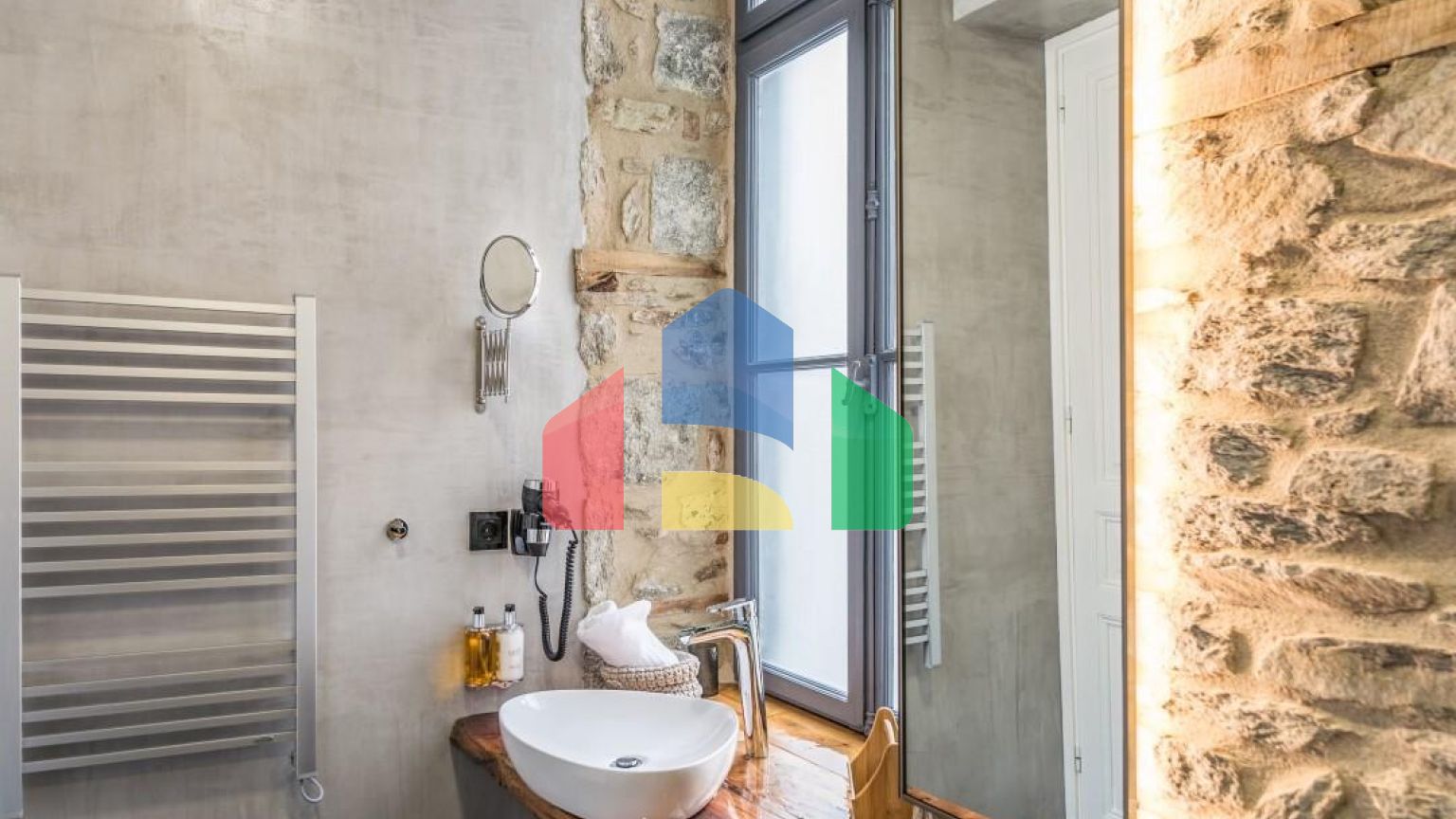 Продаж - Готель 376 m² в Кавалі