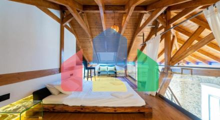 Продаж - Готель 376 m² в Кавалі