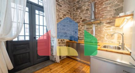 Продаж - Готель 376 m² в Кавалі