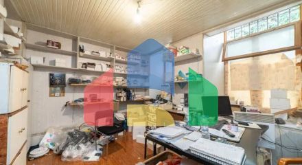 Продаж - Будівля 830 m² в Кавалі