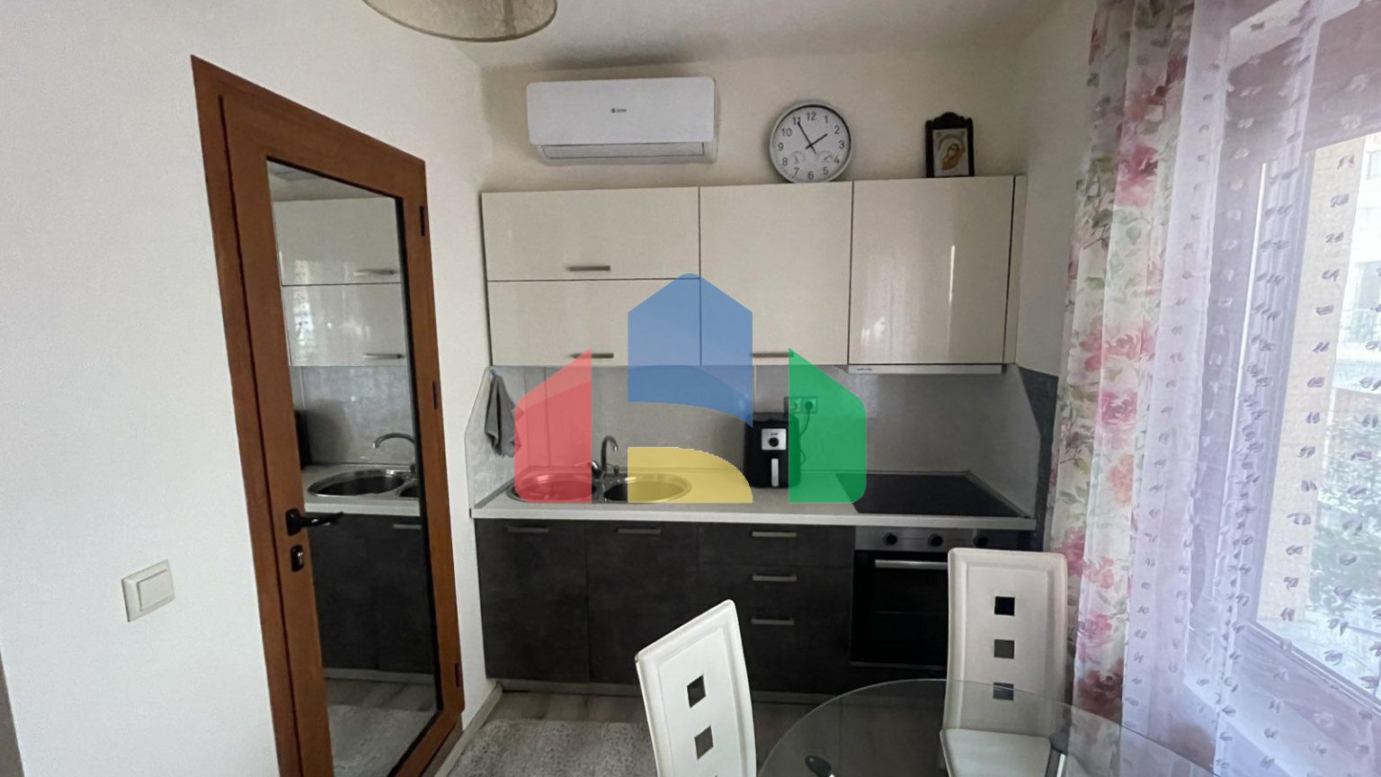 Продаж - Квартира 75 m² в Кавалі