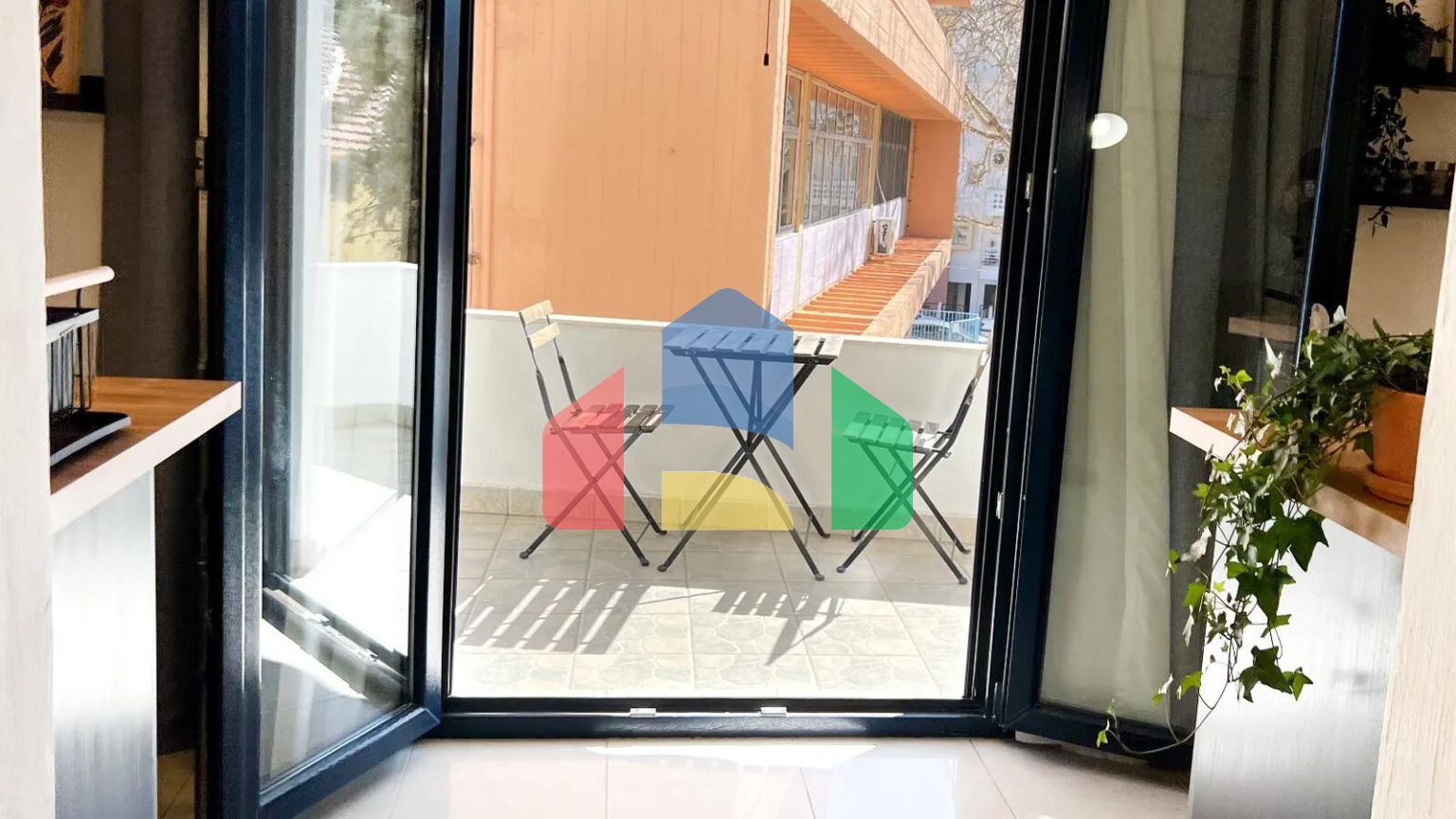 Продаж - Квартира 65 m² в Кавалі