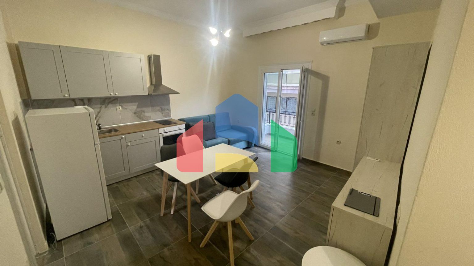 Продаж - Квартира 45 m² в Кавалі