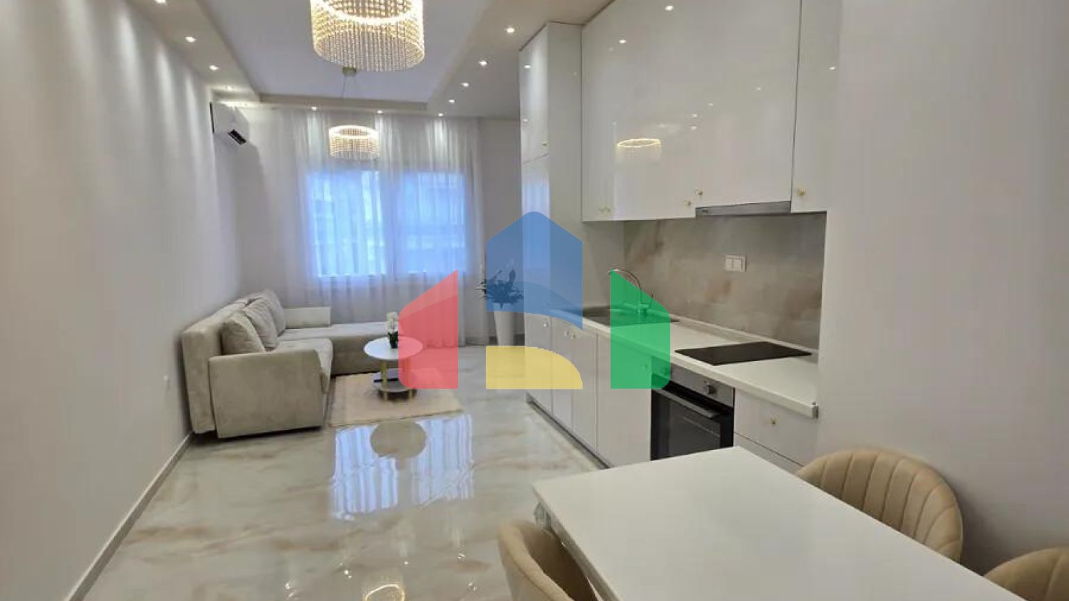 Продаж - Квартира 50 m² в Кавалі