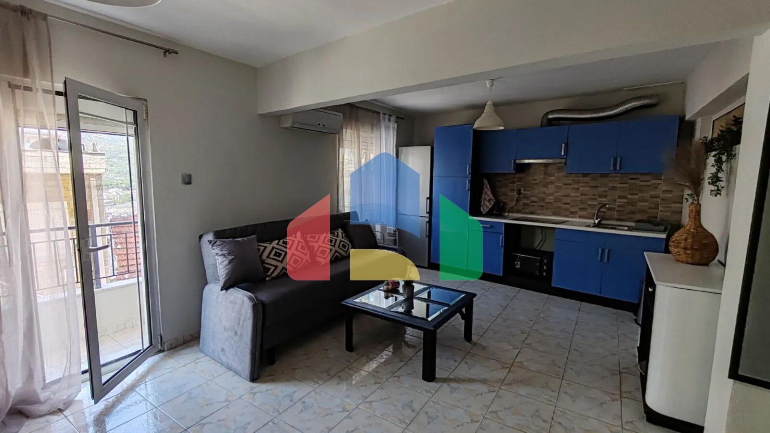 Продаж - Квартира 57 m² в Кавалі