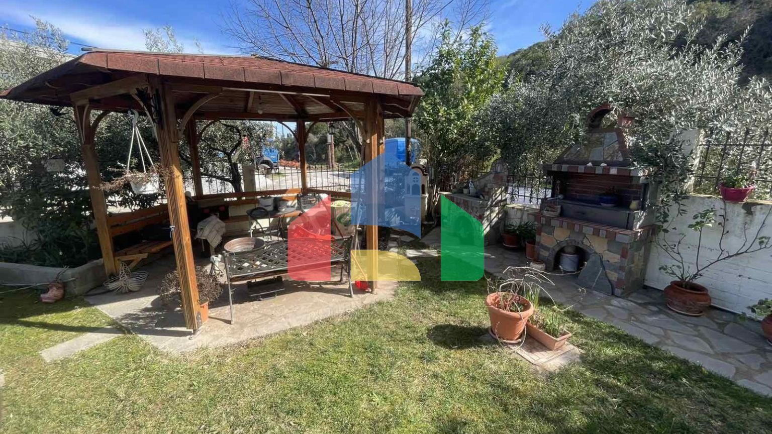 Продаж - Котедж 180 m² в Кавалі