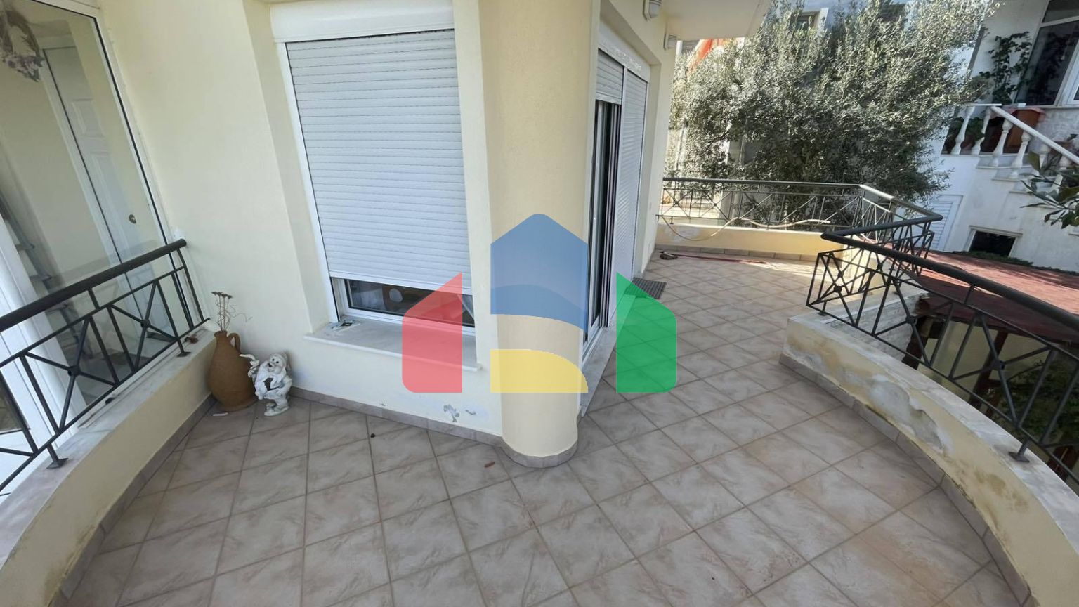 Продаж - Котедж 180 m² в Кавалі