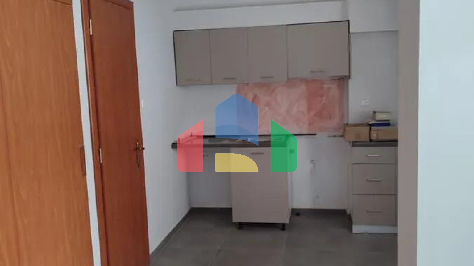 Продаж - Квартира 29 m² в Кавалі