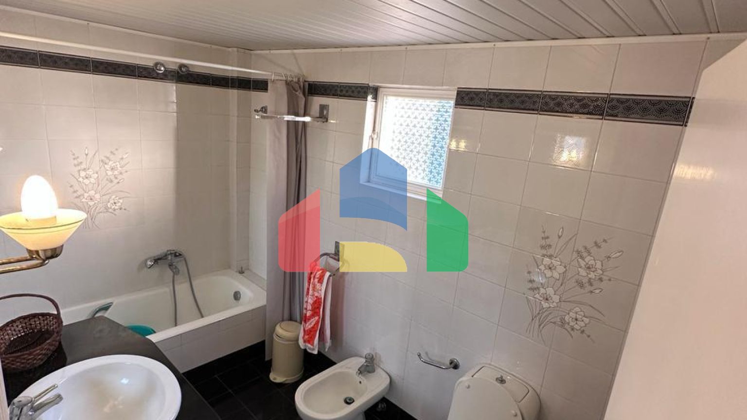 Продажа - Коттедж 290 m² в Лутраки