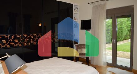 Продажа - Коттедж 376 m² в Лутраки