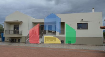 Продажа - Коттедж 376 m² в Лутраки