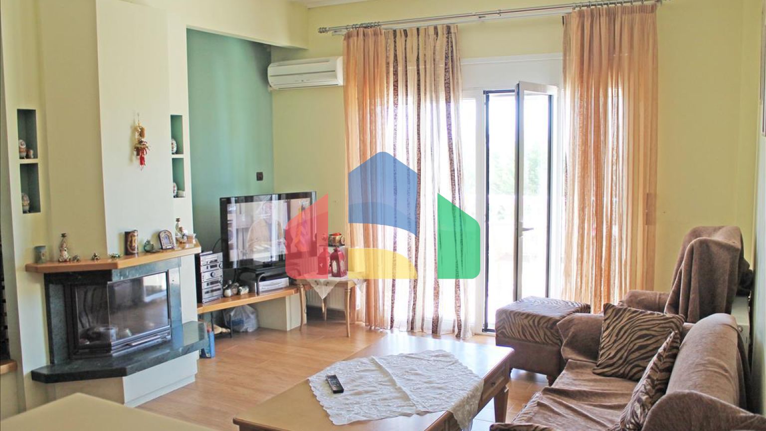 Продаж - Вілла 509 m² в Лутракі