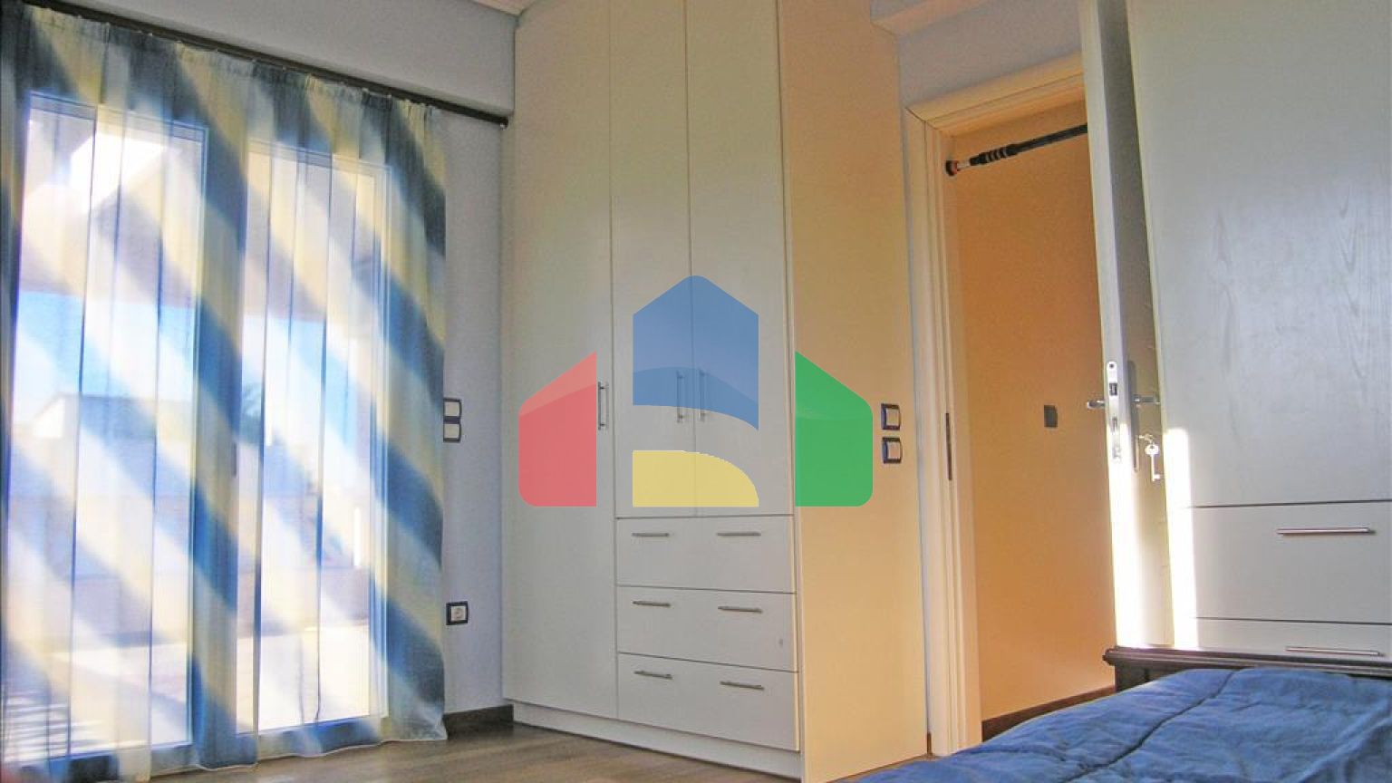 Продаж - Вілла 509 m² в Лутракі