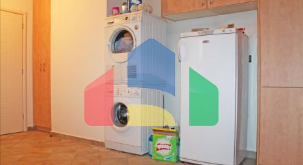 Продаж - Вілла 509 m² в Лутракі