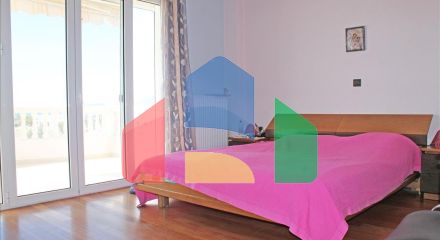 Продаж - Вілла 509 m² в Лутракі