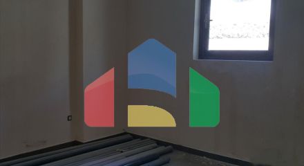 Продаж - Вілла 370 m² в Лутракі