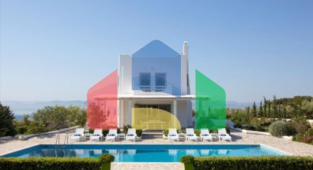 For Sale - Villa 500 m² in Loutraki