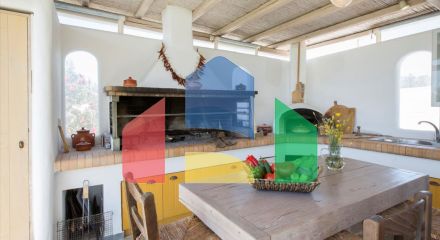 For Sale - Villa 500 m² in Loutraki