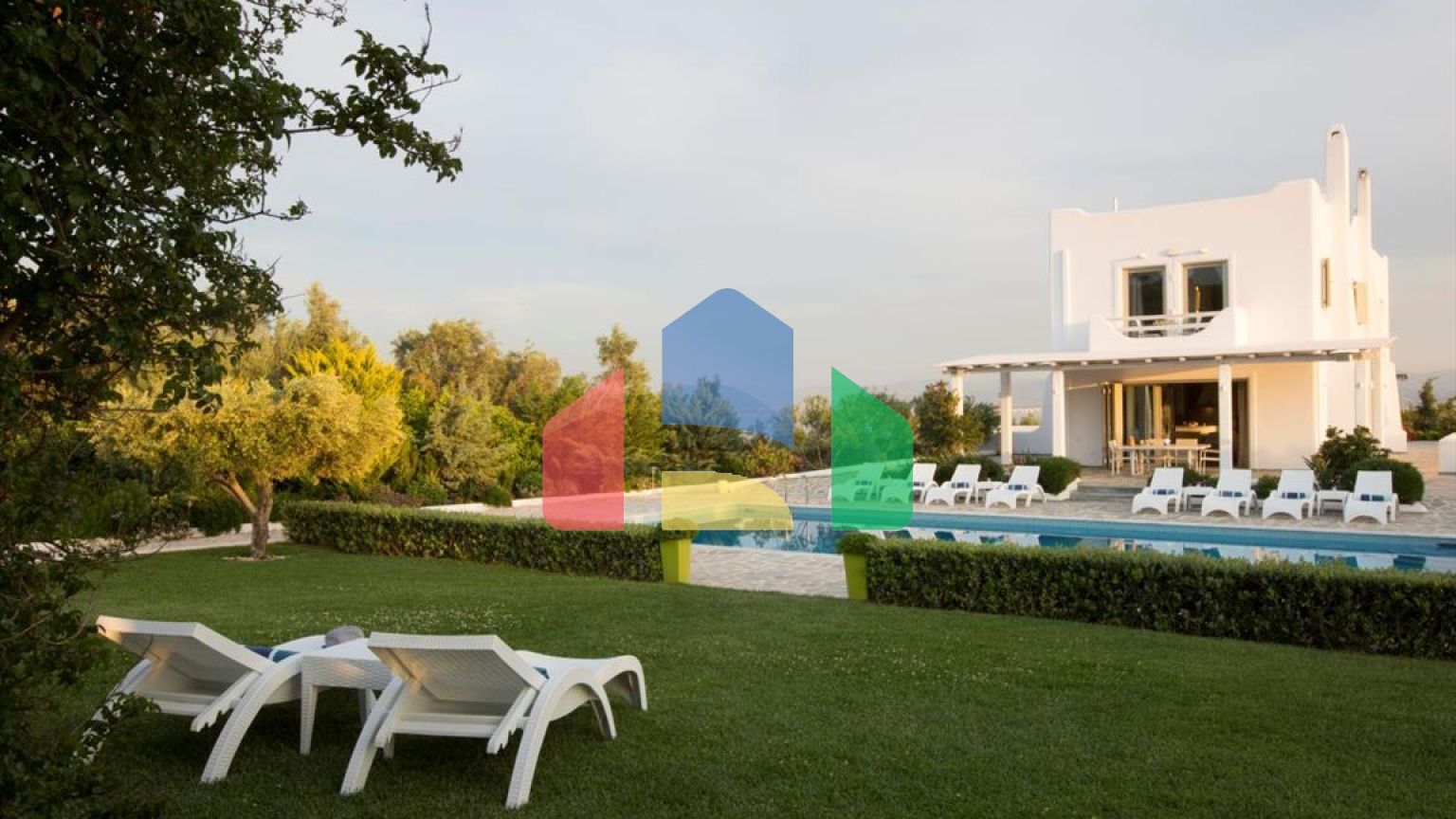 Продажа - Вилла 500 m² в Лутраки