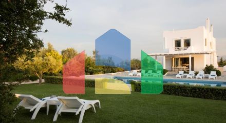 Продажа - Вилла 500 m² в Лутраки