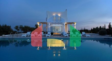 Продажа - Вилла 500 m² в Лутраки