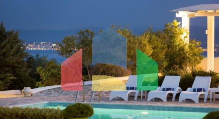 Продажа - Вилла 500 m² в Лутраки