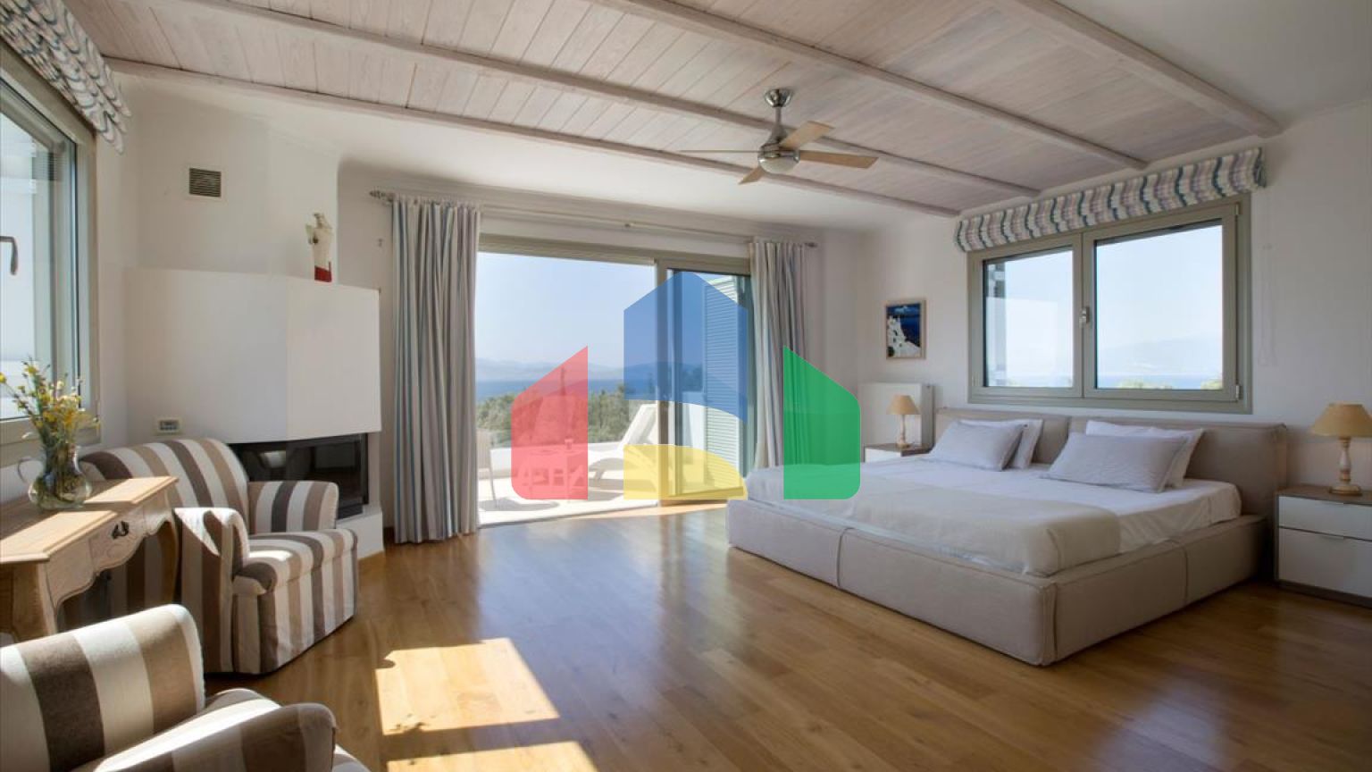 Продажа - Вилла 500 m² в Лутраки